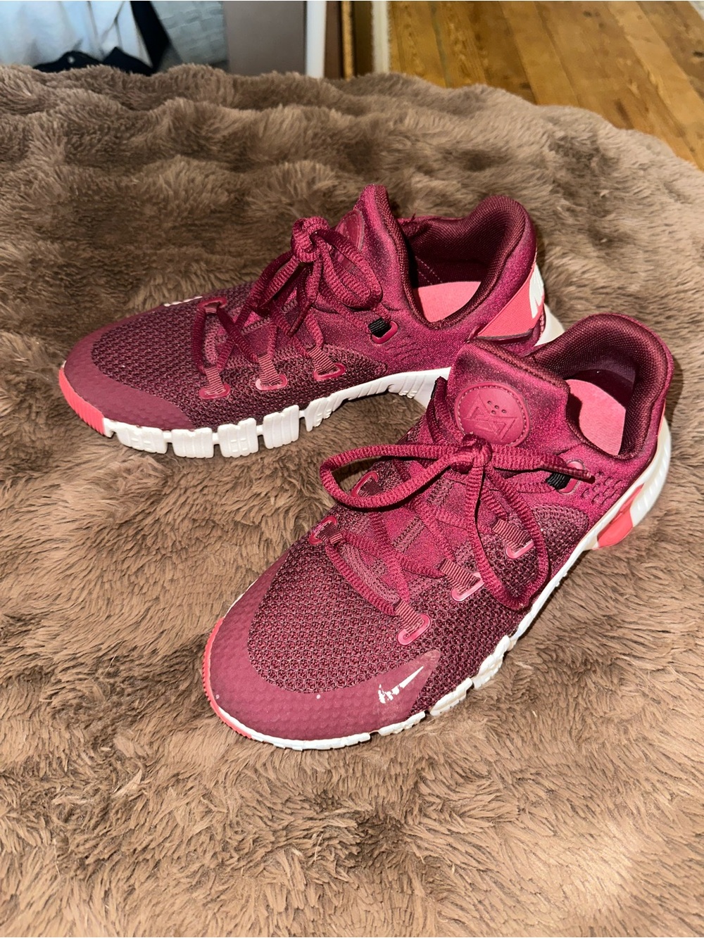 Nike Women’s Burgundy Athletic Lace-Up Sneakers